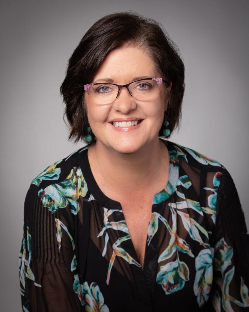 Sherilyn Lombos Headshot