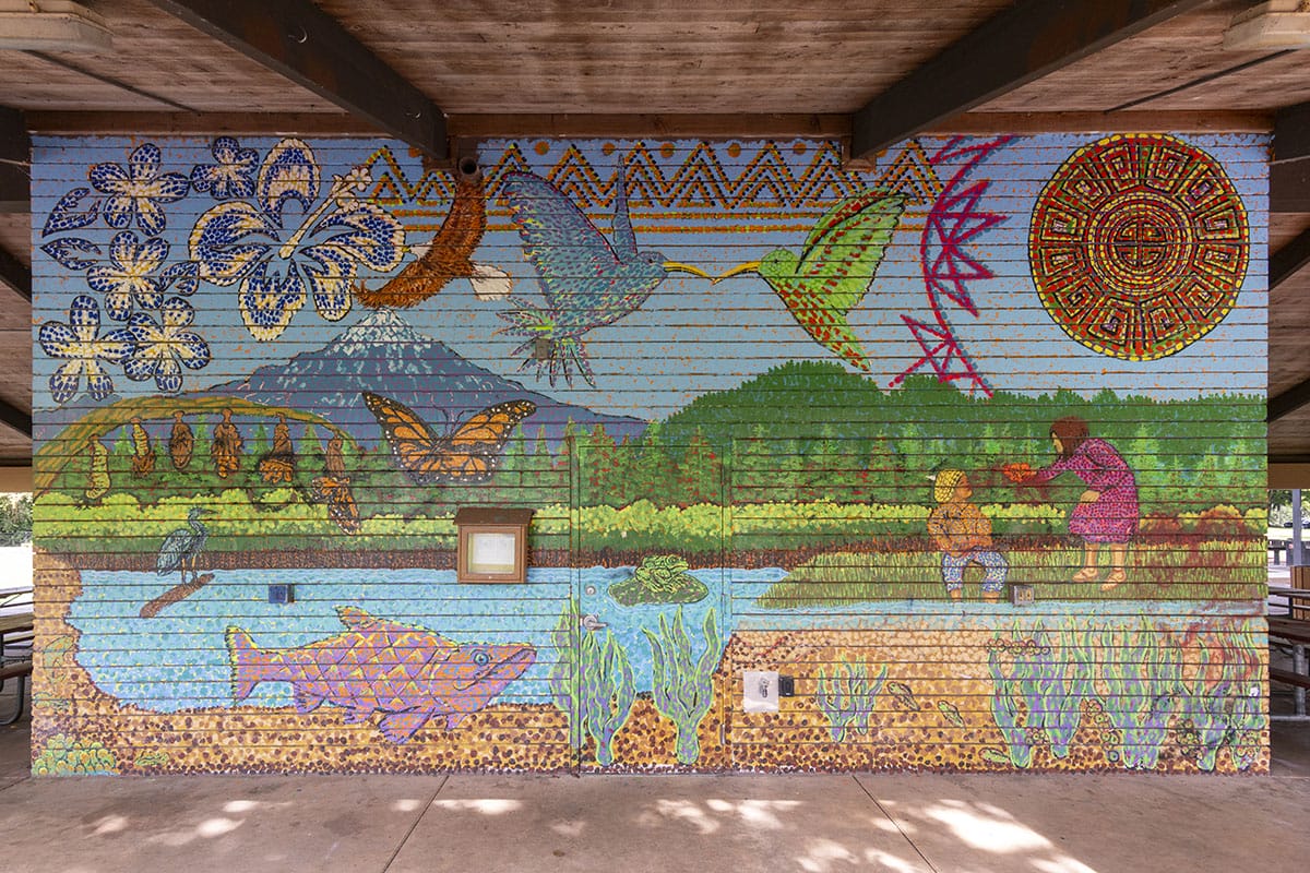 Tualatin Community Park main shelter mural