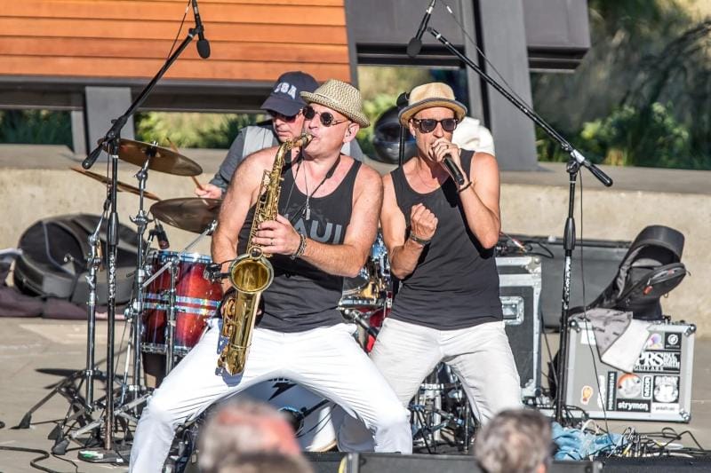 Hit machine unplugged