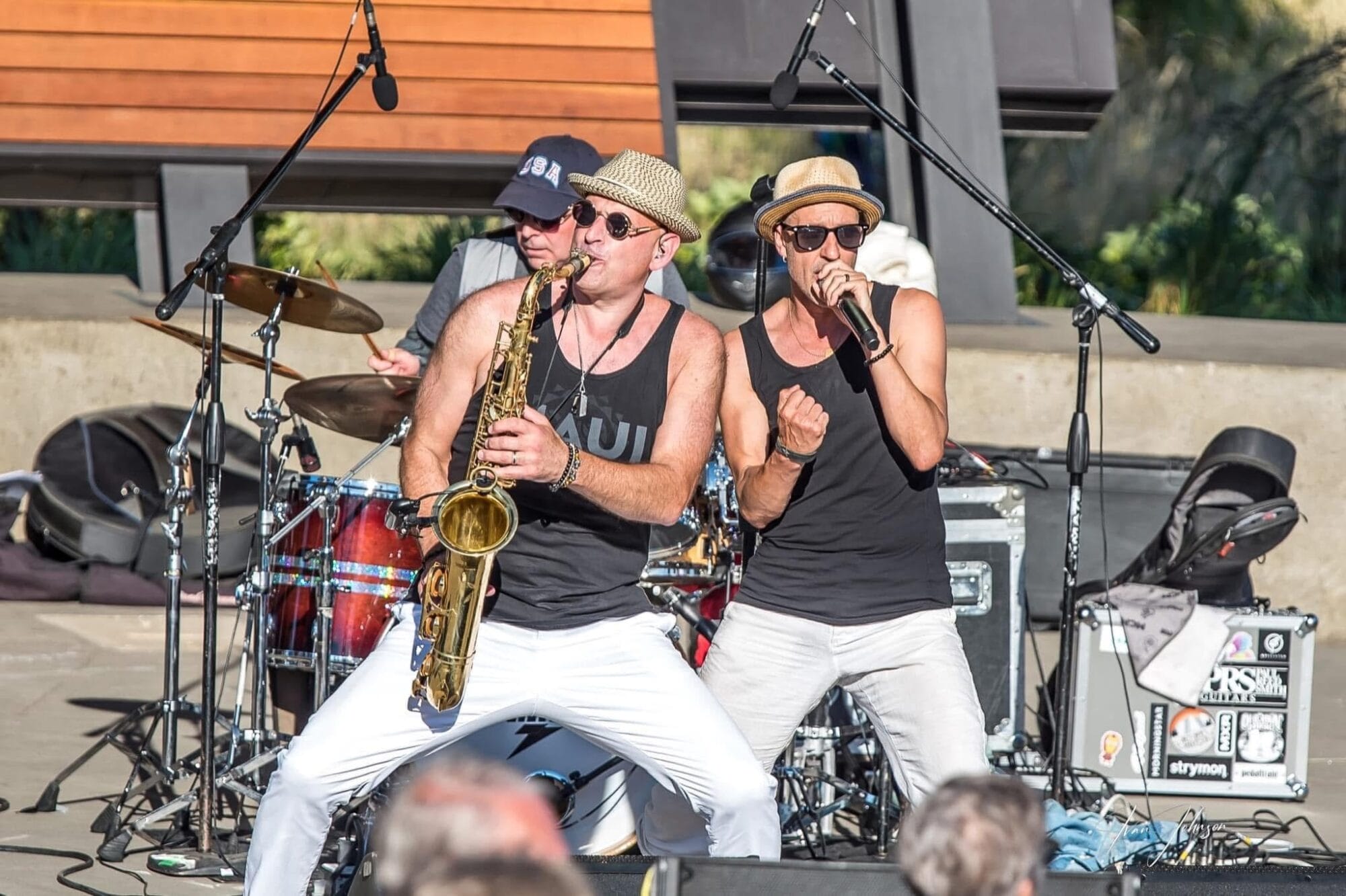 Hit Machine Unplugged